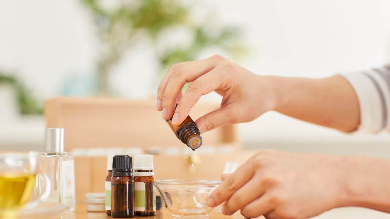 cach-lam-tinh-dau-que-tai-nha