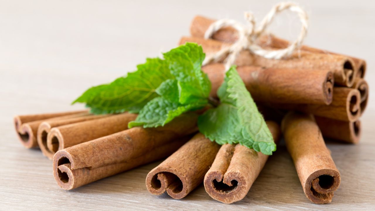 nguon-goc-tinh-dau-que-thom