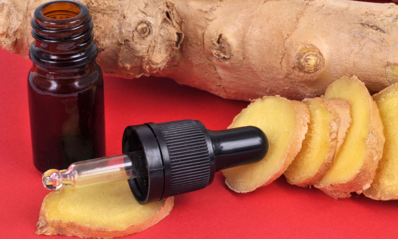 su-dung-tinh-dau-gung-cho-toc