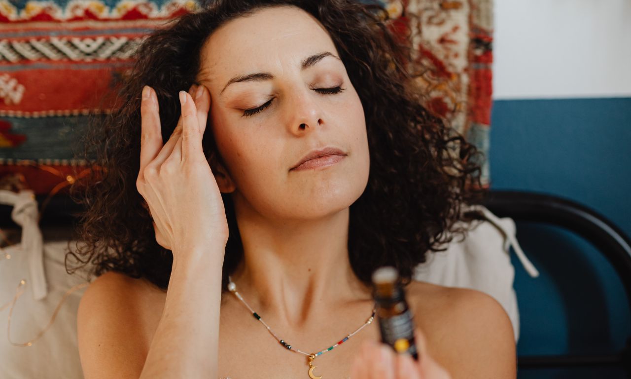 tinh-dau-gung-giup-giam-dau-khang-viem